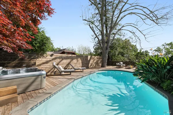 $2,995,000 | 21 Hillside Avenue, Kentfield, CA 94904
