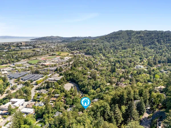 $2,995,000 | 21 Hillside Avenue, Kentfield, CA 94904