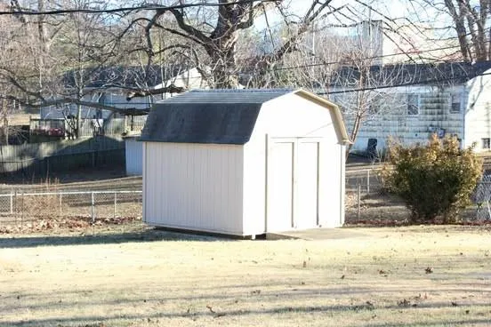 $185,000 | 9405 East 70th Terrace, Raytown, MO 64133