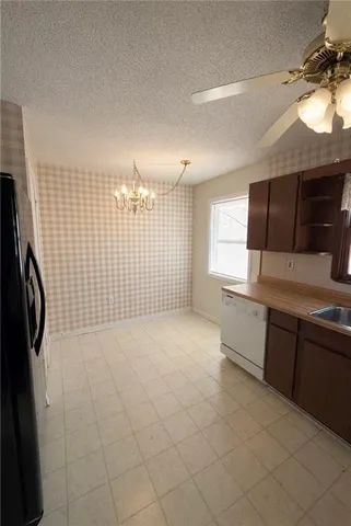 $185,000 | 9405 East 70th Terrace, Raytown, MO 64133