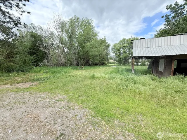 $179,900 | 1485 B Old Highway 97, Malott, WA 98829