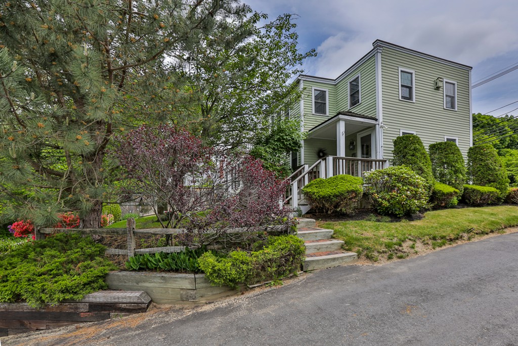 8 High Road, Unit B Newbury, MA 01951 - Photo 2 of 22 Gallery Image 2