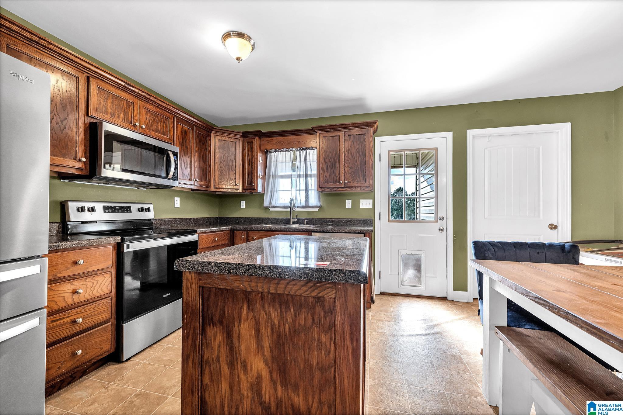 526 Commissary Road Warrior, AL 35180 - Photo 15 of 23