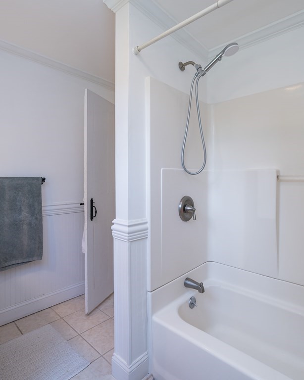 324 Chapin Road Hampden, MA 01036 - Photo 29 of 42 a bathroom with a bath tub