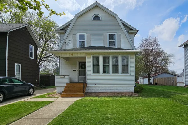 $125,000 | 511 College Avenue, Dixon, IL 61021