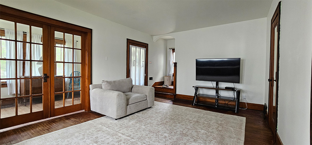 511 College Avenue Dixon, IL 61021 - Photo 3 of 26