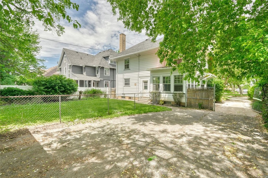 153 Seneca Parkway Rochester, NY 14613 - Photo 39 of 47