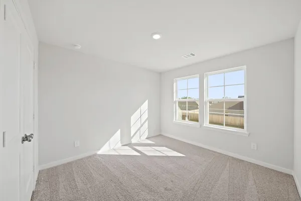 $267,900 | 325 Bennett Street, Angleton, TX 77515