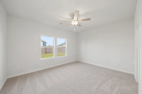 $267,900 | 325 Bennett Street, Angleton, TX 77515