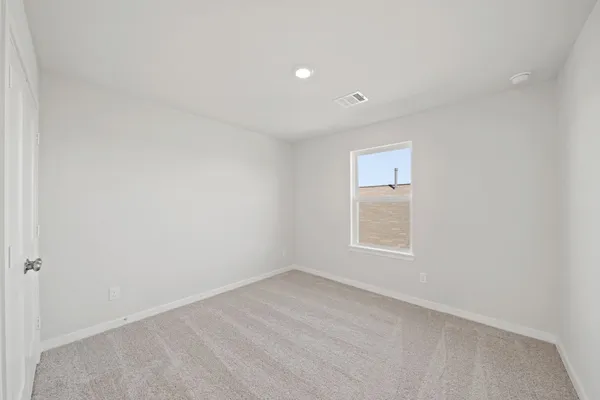 $267,900 | 325 Bennett Street, Angleton, TX 77515