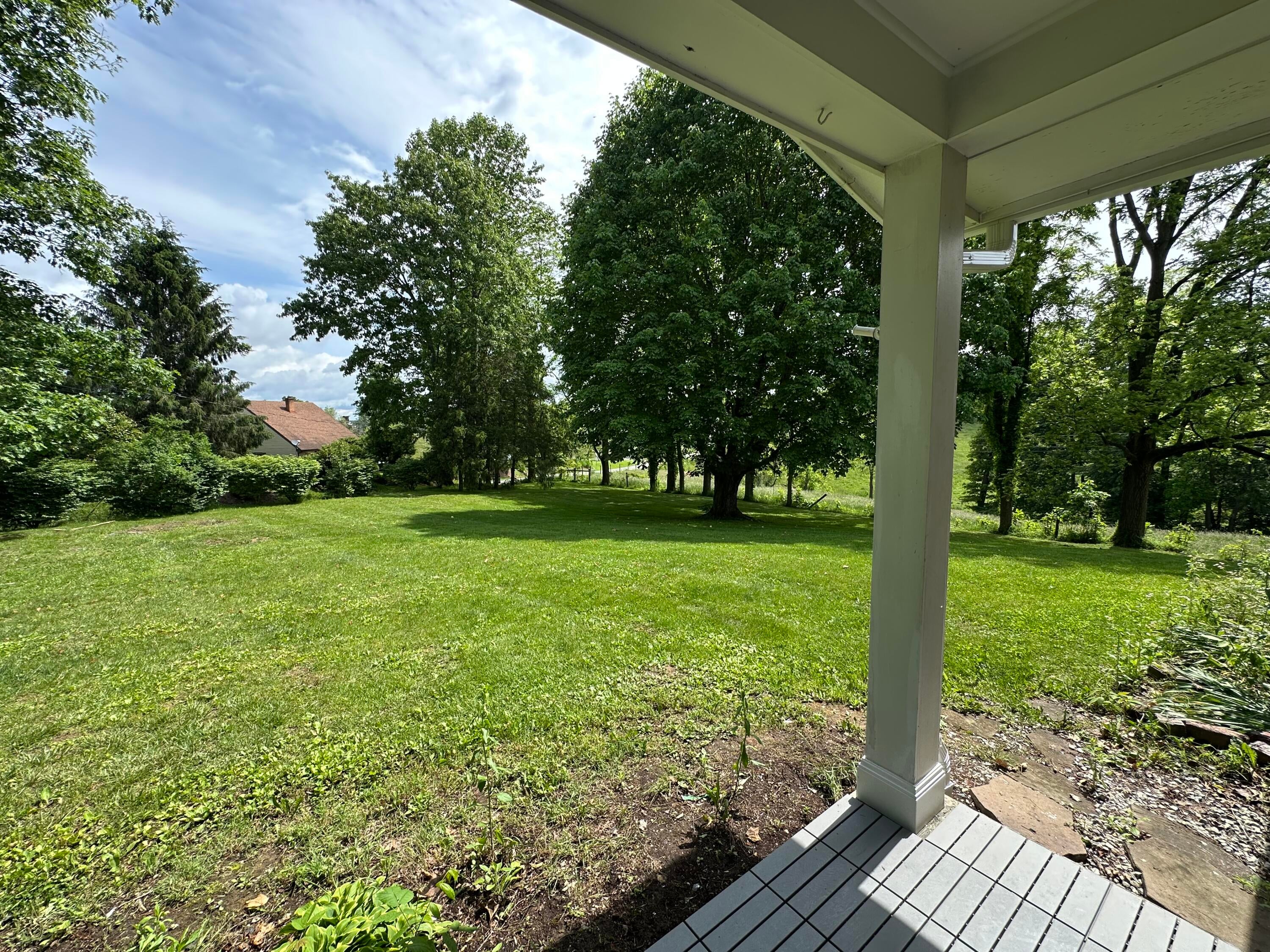 2222 Davis Stuart Road Lewisburg, WV 24901 - Photo 9 of 68 Gallery Image 9