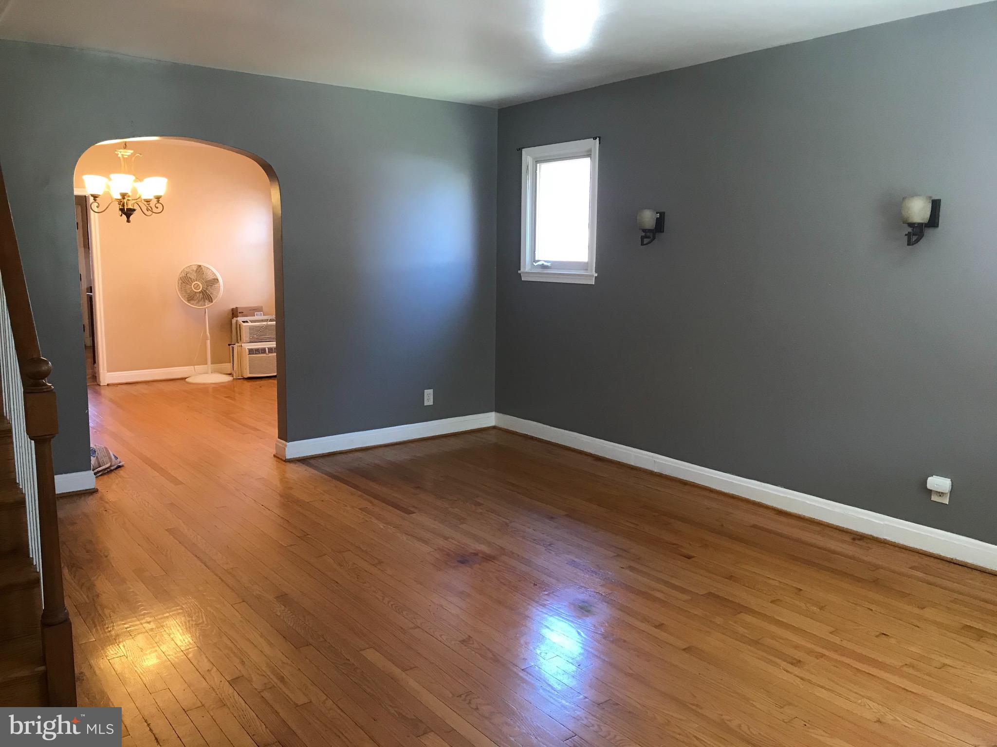4514 Harcourt Road Baltimore, MD 21214 - Photo 4 of 32 Gallery Image 4