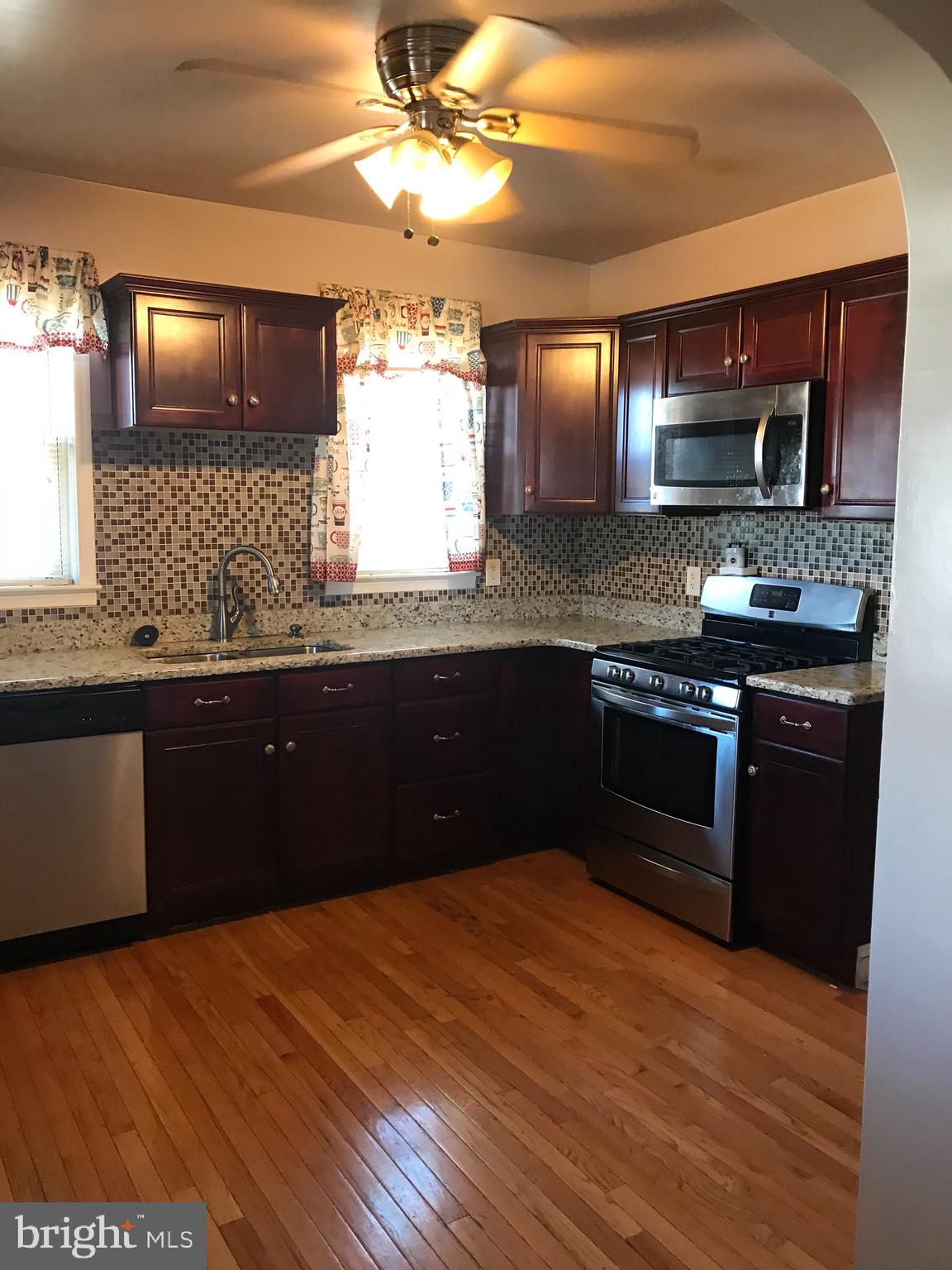 4514 Harcourt Road Baltimore, MD 21214 - Photo 10 of 32 Gallery Image 10