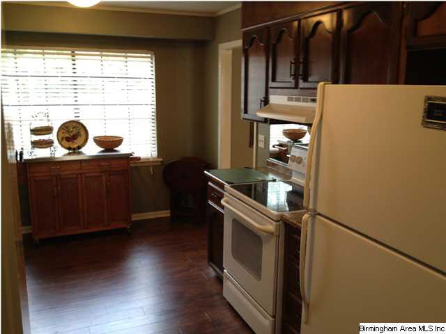 1107 Allison Circle Alabaster, AL 35007 - Photo 11 of 32