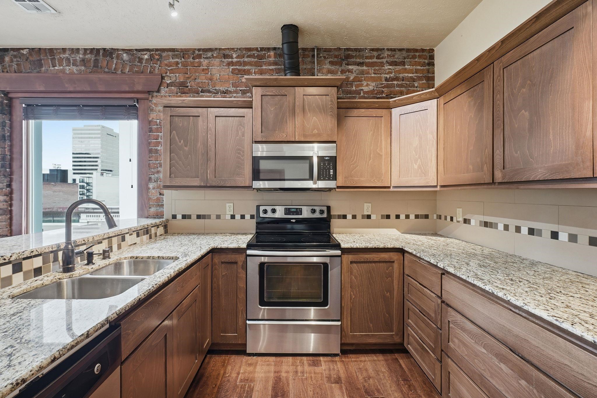 169 South Stevens Street, Unit #303 Spokane, WA 99201 - Photo 15 of 28