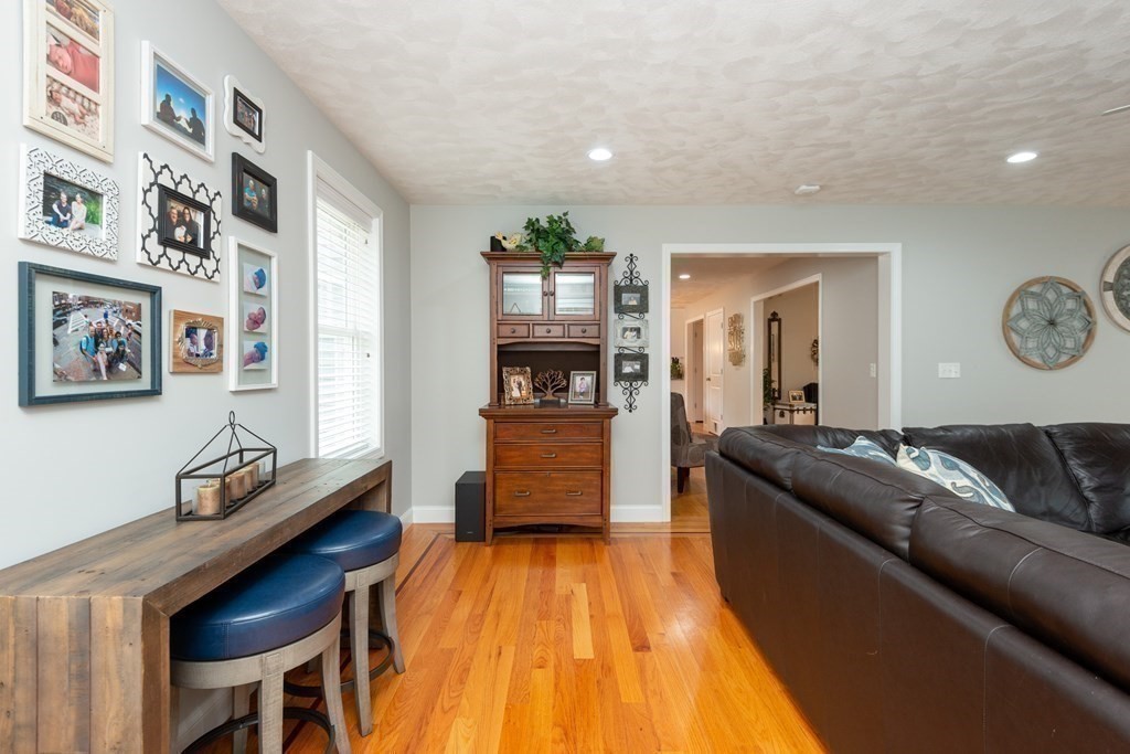 205 Aldrich Road Wilmington, MA 01887 - Photo 22 of 42 Gallery Image 22