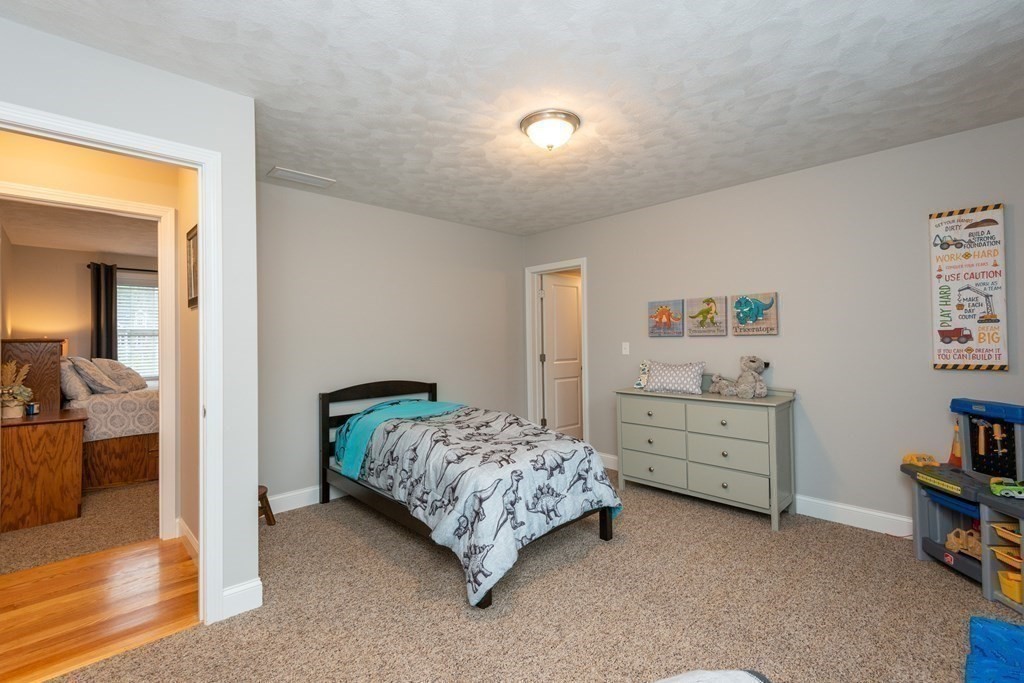 205 Aldrich Road Wilmington, MA 01887 - Photo 32 of 42 Gallery Image 32