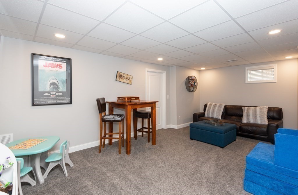 205 Aldrich Road Wilmington, MA 01887 - Photo 36 of 42 Gallery Image 36