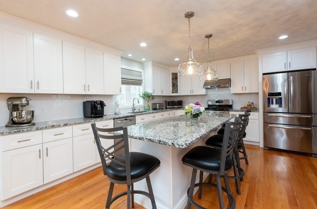 205 Aldrich Road Wilmington, MA 01887 - Photo 9 of 42 Gallery Image 9
