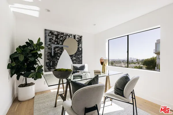 $19,500 | 7866 Fareholm Drive, Los Angeles, CA 90046