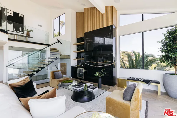 $19,500 | 7866 Fareholm Drive, Los Angeles, CA 90046