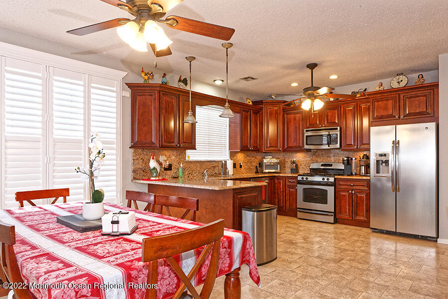 57 Sandpiper Road Barnegat, NJ 08005 - Photo 13 of 28 7b
