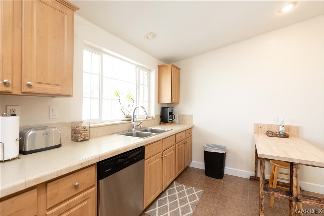 801 South Elfrida Road Golden Valley, AZ 86413 - Photo 11 of 49 Gallery Image 11