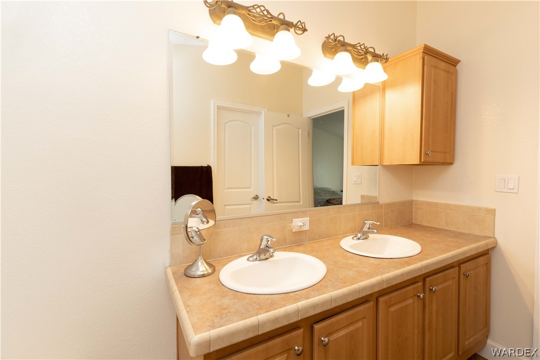 801 South Elfrida Road Golden Valley, AZ 86413 - Photo 24 of 49 Gallery Image 24