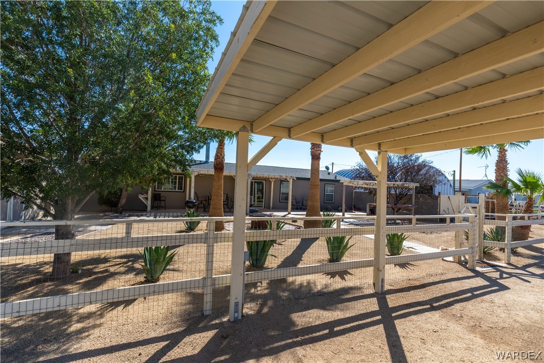 801 South Elfrida Road Golden Valley, AZ 86413 - Photo 32 of 49 Gallery Image 32