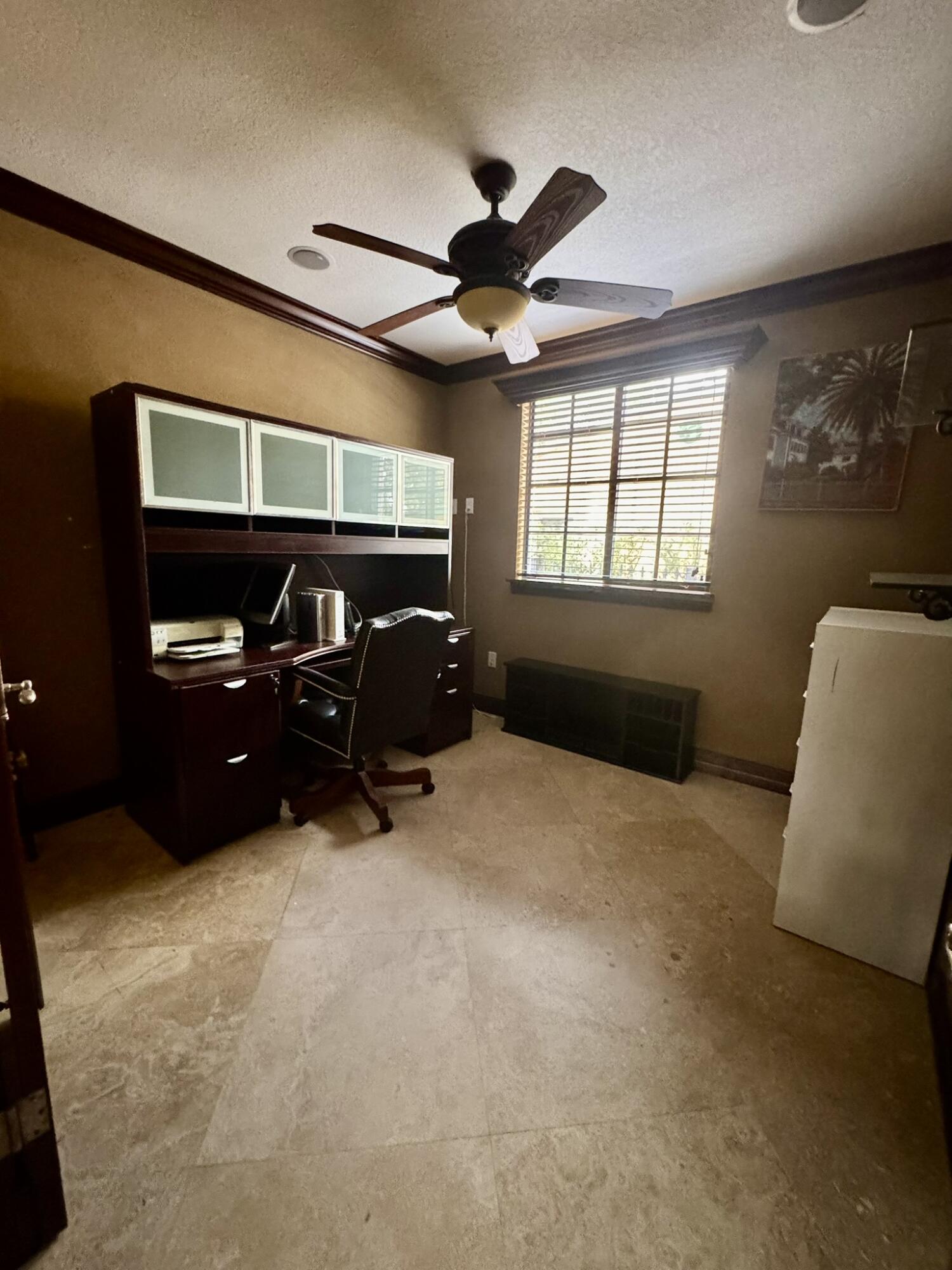 4501 Southwest 10th Street Miami, FL 33134 - Photo 18 of 41 IMG_9035