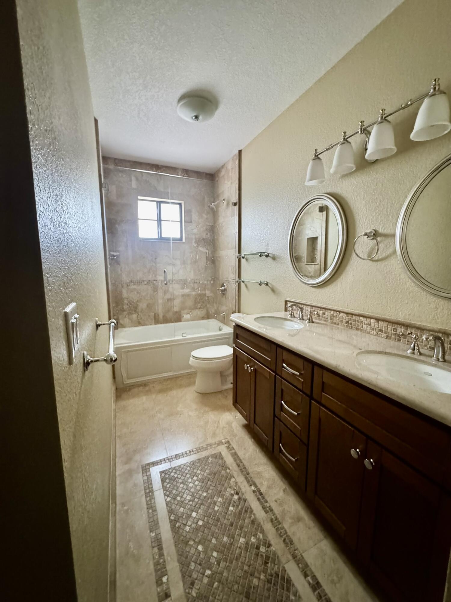 4501 Southwest 10th Street Miami, FL 33134 - Photo 23 of 41 IMG_9018