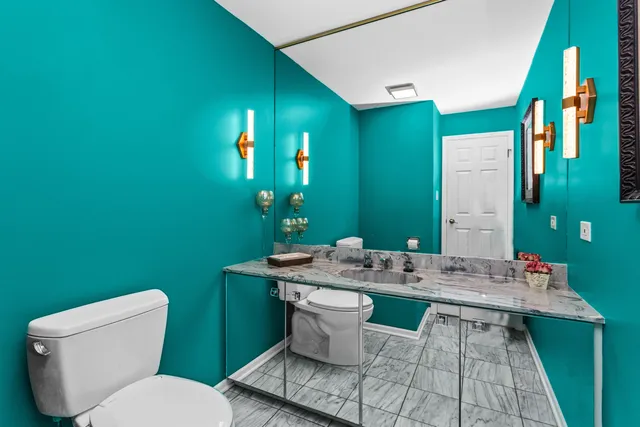 $1,250,000 | 3240 Brookdale Lane, Northbrook, IL 60062