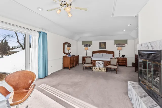 $1,250,000 | 3240 Brookdale Lane, Northbrook, IL 60062