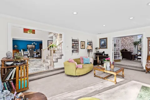 $1,250,000 | 3240 Brookdale Lane, Northbrook, IL 60062