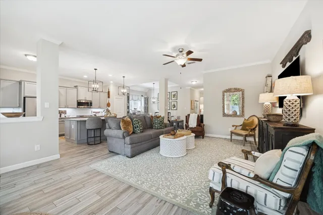 $374,000 | 44 Fountain Bend Lane, Richmond, TX 77406