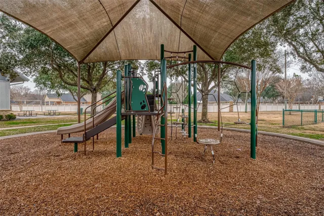 $374,000 | 44 Fountain Bend Lane, Richmond, TX 77406