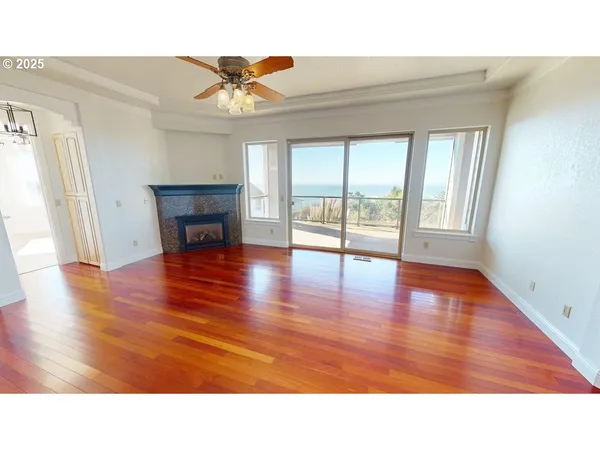 $1,025,000 | 16898 Crown Terrace, Brookings, OR 97415