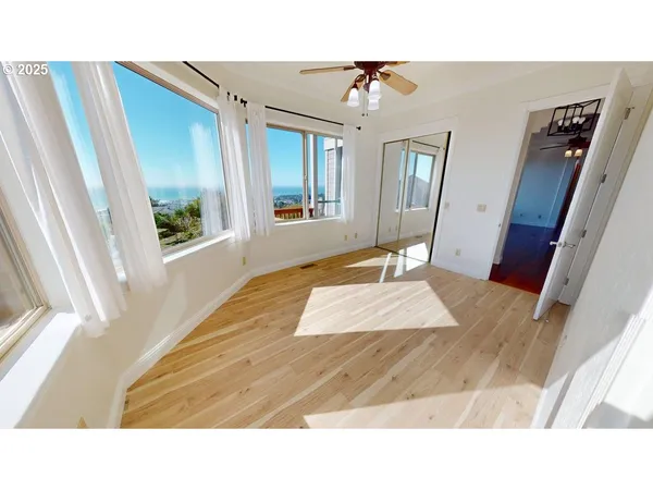 $1,025,000 | 16898 Crown Terrace, Brookings, OR 97415