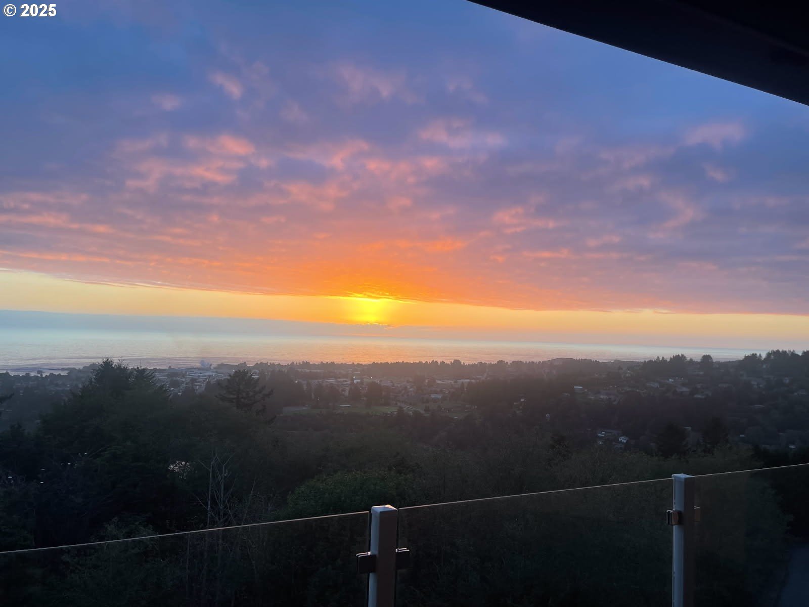 16898 Crown Terrace Brookings, OR 97415 - Photo 42 of 42 a view of city and mountain