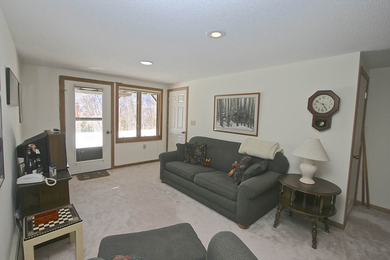 402 Hannah Loop, Unit 102 Carroll, NH 03595 - Photo 33 of 36 Gallery Image 33