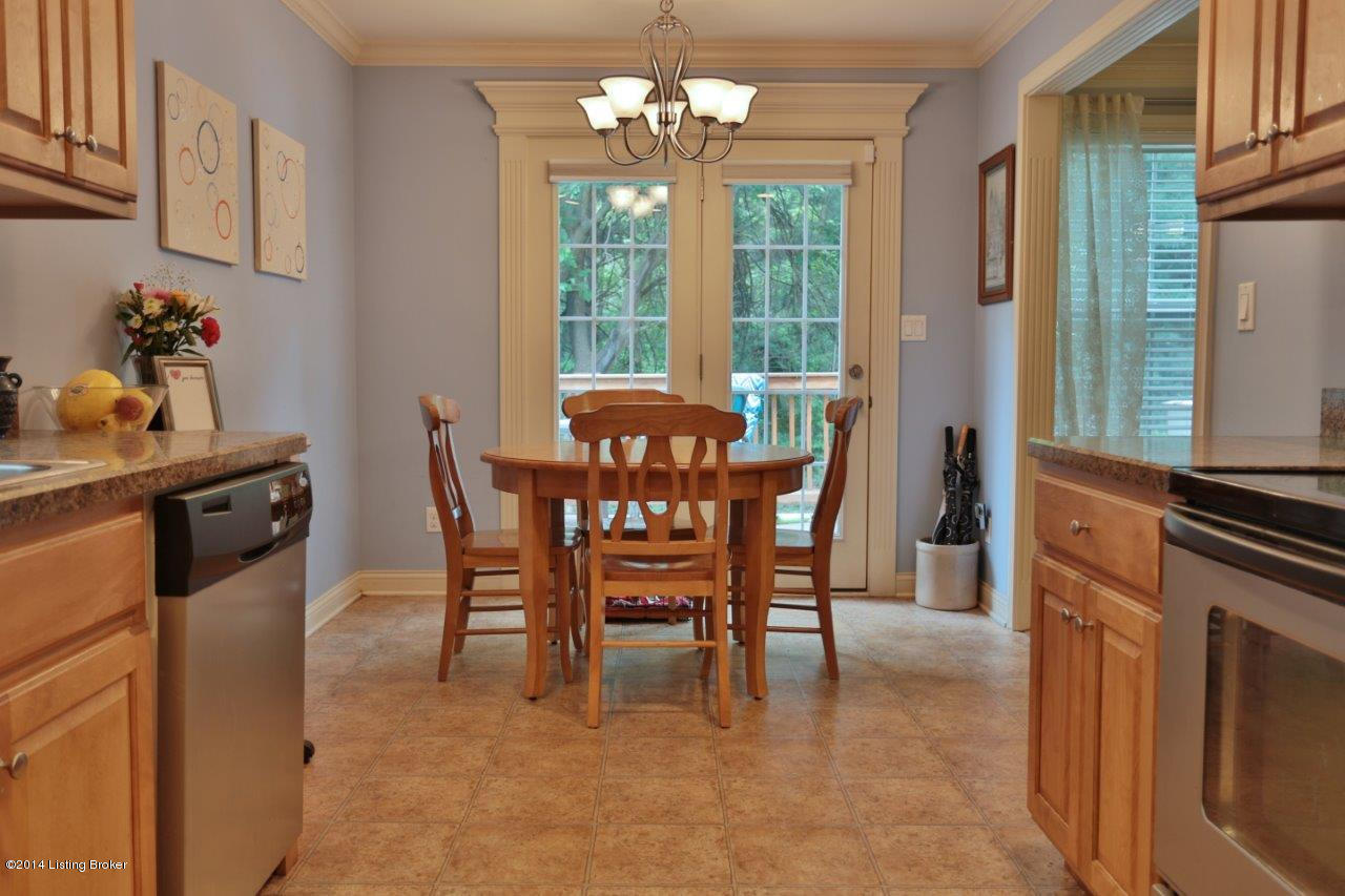 8913 Riley Avenue Louisville, KY 40242 - Photo 15 of 28 JI0A9331