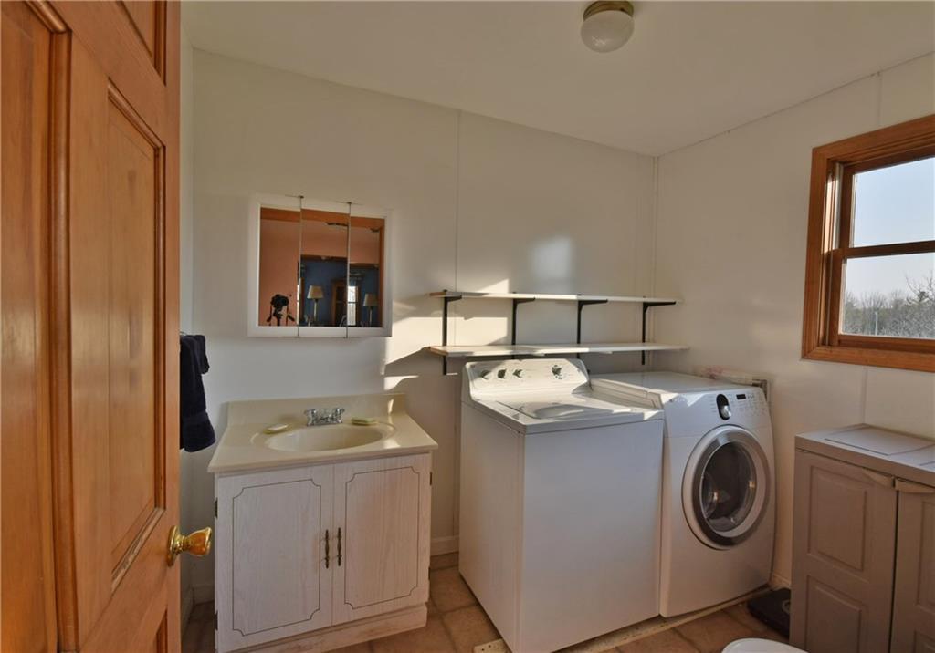 533 Townhouse Road Kenduskeag, ME 04450 - Photo 16 of 33 Laundry Room