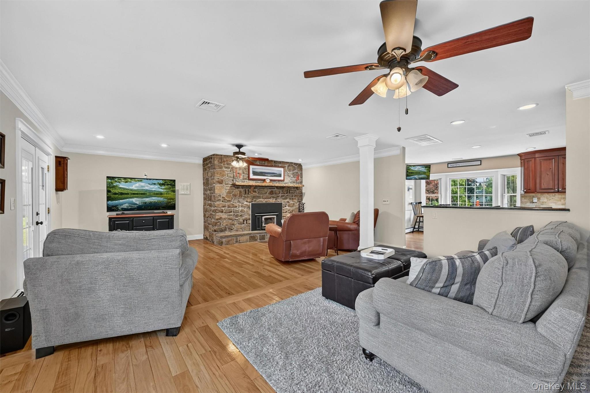 5 Hedges Road Warwick, NY 10990 - Photo 18 of 48 This open family room layout keeps daily living connected, with the kitchen just steps away and plenty of space for relaxing or entertaining.