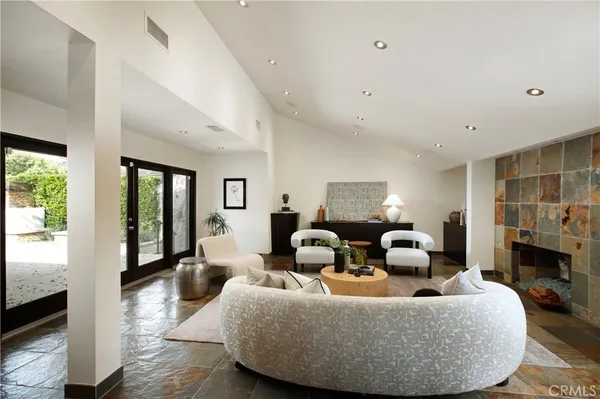 $1,995,000 | 1621 San Gabriel Avenue, Glendale, CA 91208