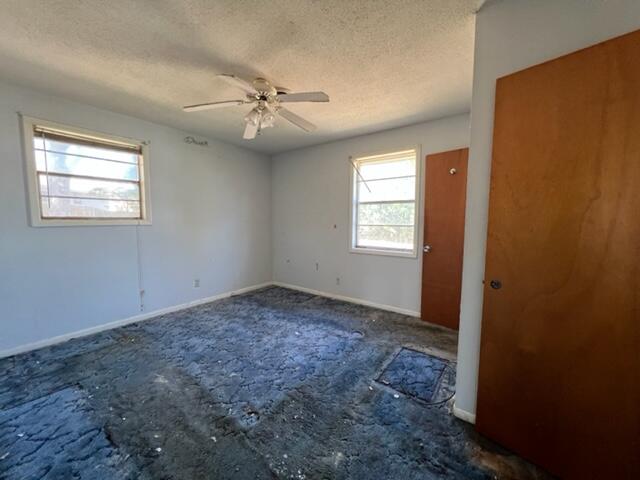 2106 Vandivere Road Augusta, GA 30904 - Photo 8 of 13 IMG_2353