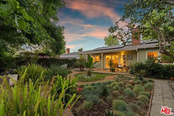 $1,059,000 | 7667 Chisholm Avenue, Van Nuys, CA 91405