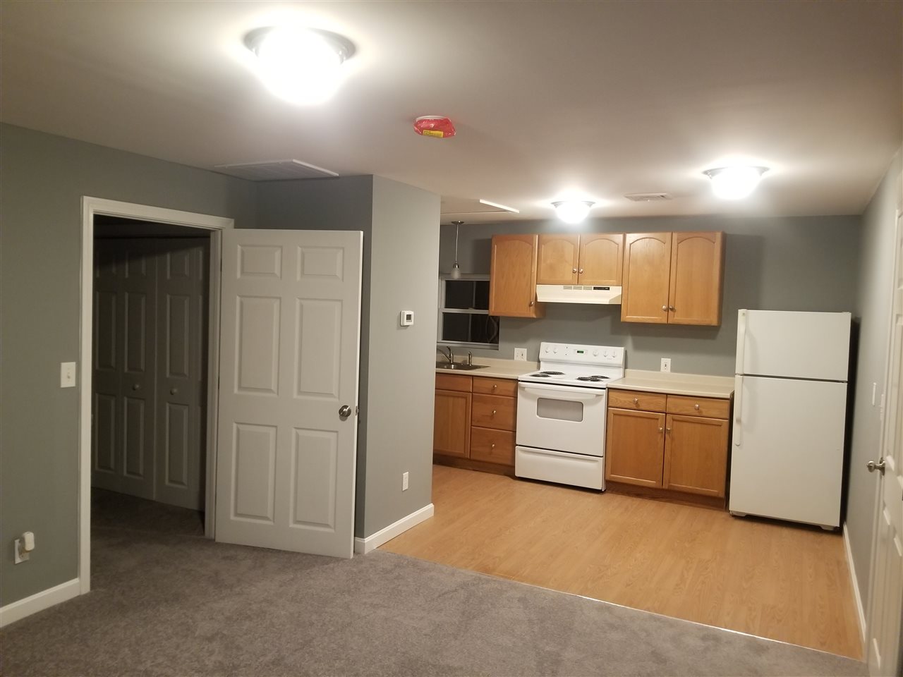 37 Riverside Drive Hudson, NH 03051 - Photo 20 of 28