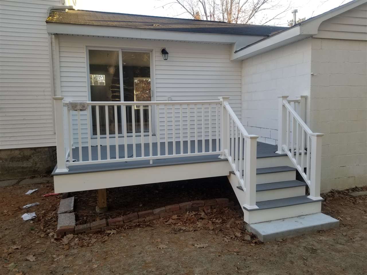 37 Riverside Drive Hudson, NH 03051 - Photo 3 of 28