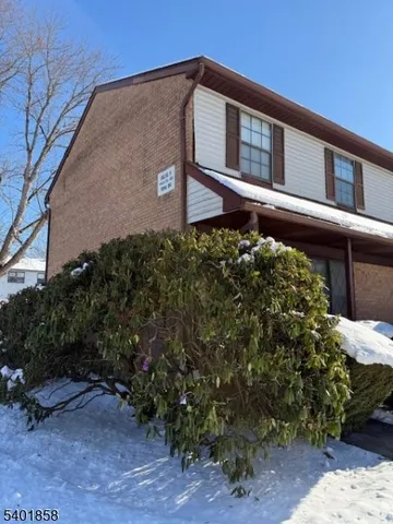 $215,000 | 125 Riva Drive, Unit 125, Hackettstown, NJ 07840