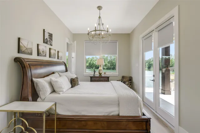 $1,150,000 | 18 Smith Loop North, Cleveland, TX 77327